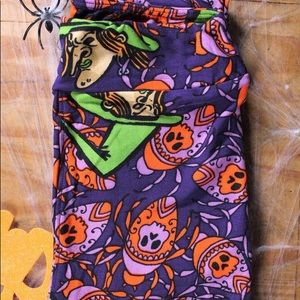 Kids Halloween Leggings. #boo